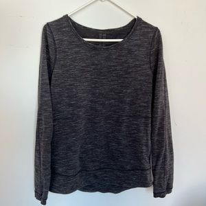 Lululemon lightweight running sweatshirt with huge inner kangaroo pocket